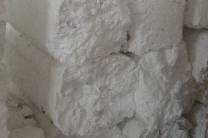 利用EPS壓實(shí)機(jī)將廢EPS轉(zhuǎn)化為有價值的資源